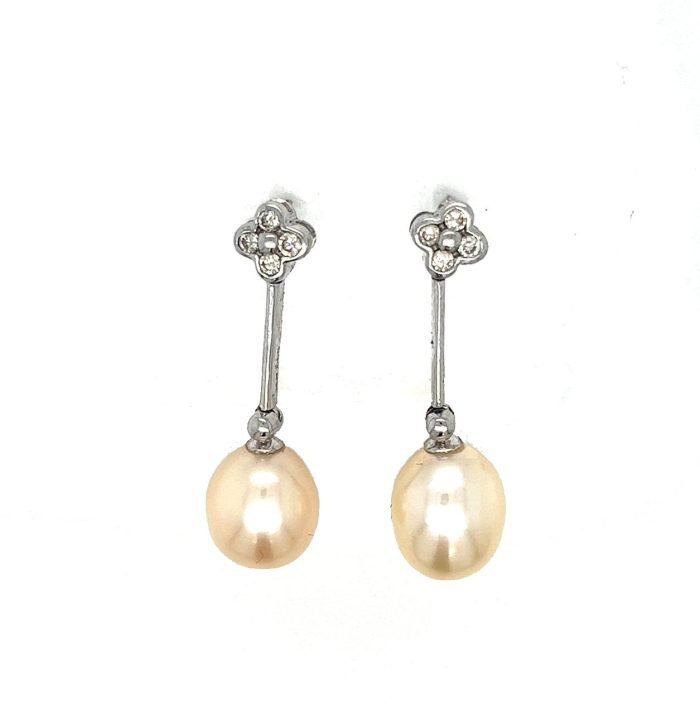JSWeDylwTve7cJJe3feJ White Gold Floral Pearl Dangle Earrings - Image 1