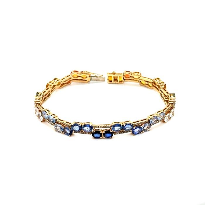 media.nlid21242c7914678hlwnJEn8RLrHomJpjwmpzHniQGmuU4uZjmg3sEfnUwChVvcH4 Sapphire Bracelet - Image 1
