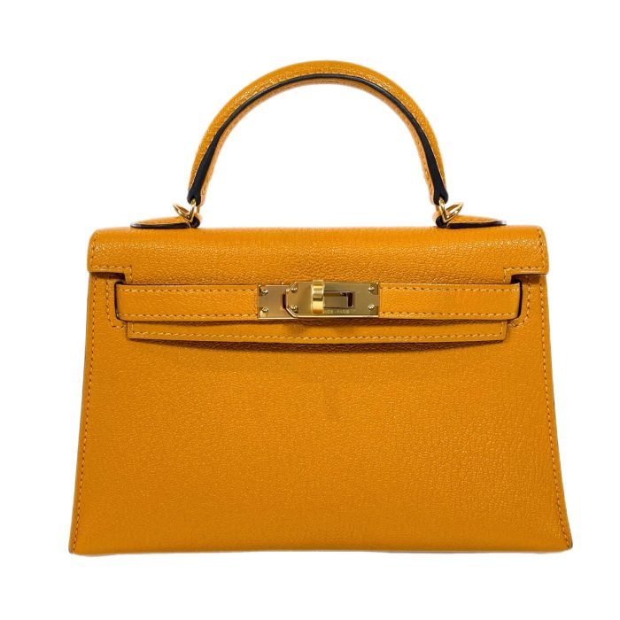 media.nlid21538c7914678hbMPV3HAESdGMJJKEz9tsCVRp6F-t4Bo01FBkX9YpYXzmse5N Hermes Handbags Kelly 20 Verso Jaune Ambre/Rose Tyrien Chevre Mysore Palladium Hardware - Image 1