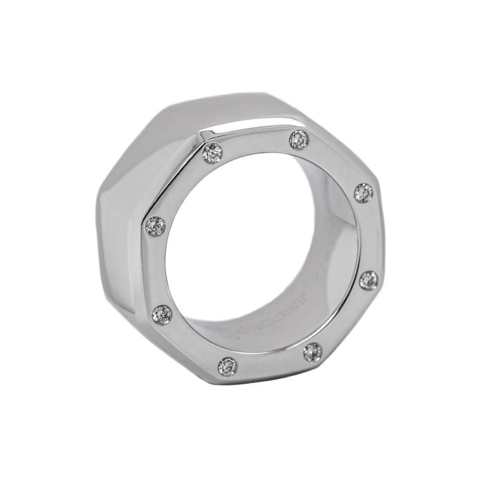 media.nlid9808c7914678hP2z-iJ27lKFM0Jb7cMOe2Zqh0G3_lMUv4vL3NnvPJ4U33evk Audemars Piguet Diamond Band Ring - Image 1