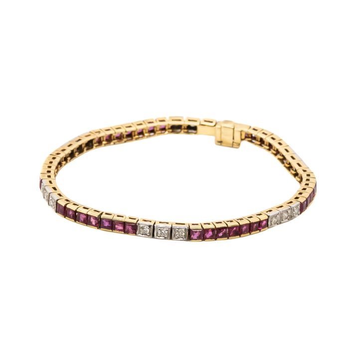 media.nlid9811c7914678hY2YCx196pQ45hWmJyg8npDVEuAE1_KtB6EpUmiA8819scbGW Ruby Diamond Bracelet - Image 1