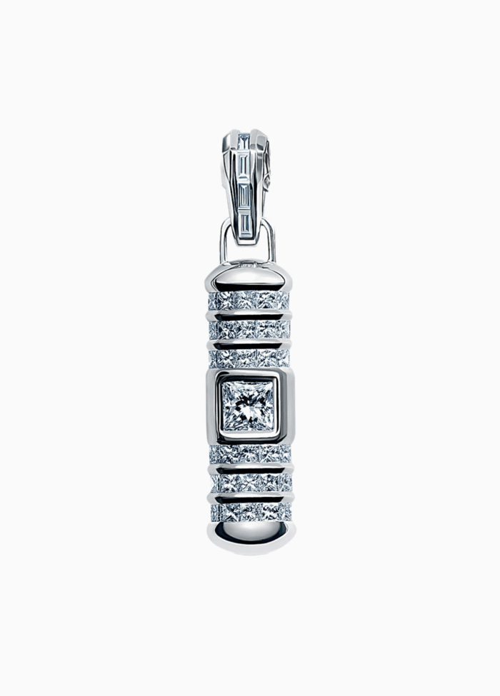 EZEIA Diamond Dose Pendant Grand - Image 1