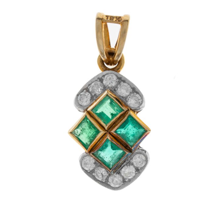 MGtTQ6N7RbW6Fvz4QxfB Emerald Pendant - Image 1